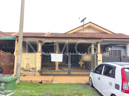 Terrace House For Auction at Taman Indera Sempurna