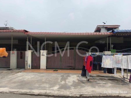 Terrace House For Auction at Taman Rishah