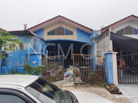 Terrace House For Auction at Taman Bestari Indah