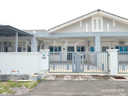 Terrace House For Auction at Bandar Universiti