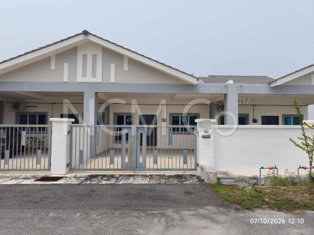 Terrace House For Auction at Bandar Universiti