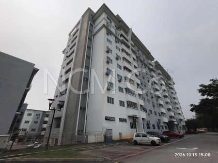 Apartment For Auction at South Bayu Residence