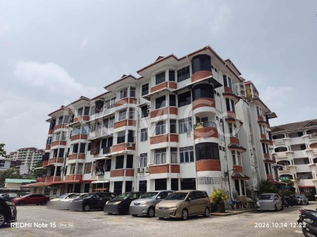 Flat For Auction at Flat Uda