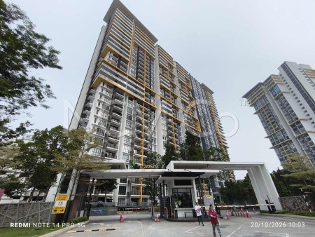 Condo For Auction at Oasis 2 Residence