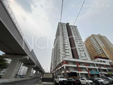 Apartment For Auction at Palm Garden Apartment