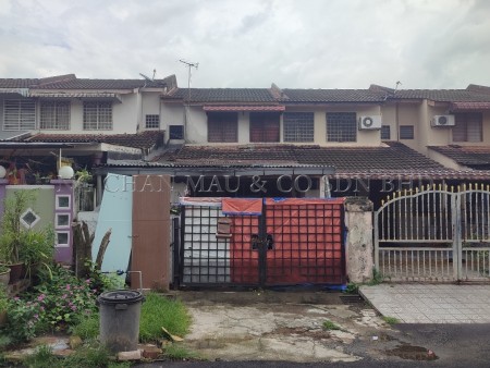 Terrace House For Auction at Taman Jenaris