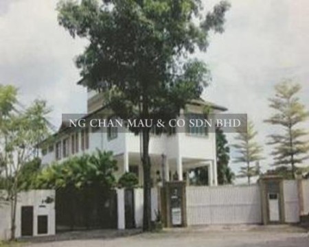 Bungalow House For Auction at Putra Crest