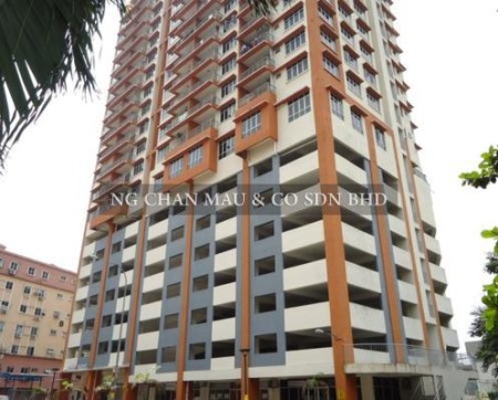 Serviced Residence For Auction at Diamond Regency