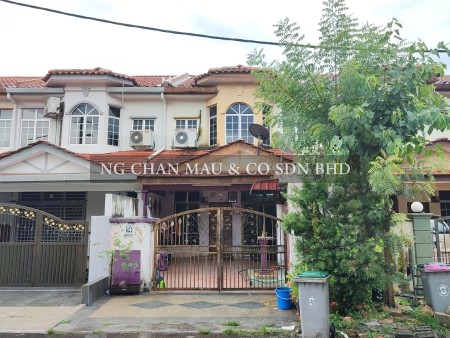 Terrace House For Auction at Mantin