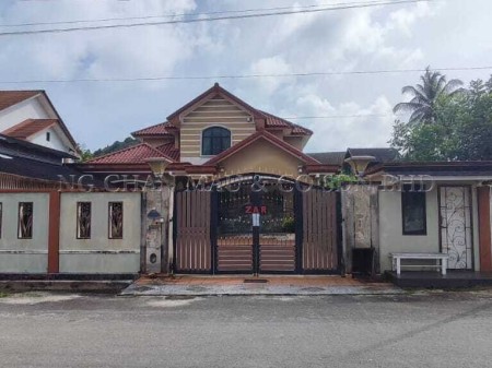 Bungalow House For Auction at Kampung Geliga Besar