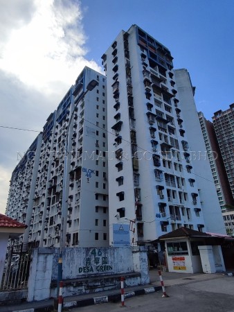 Apartment For Auction at Desa Green Apartment