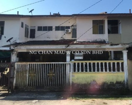 Terrace House For Auction at Perumahan Panalex