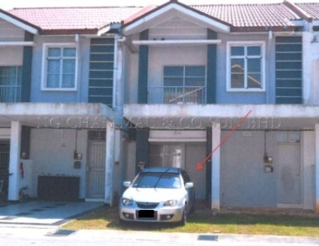 Terrace House For Auction at Kota Puteri