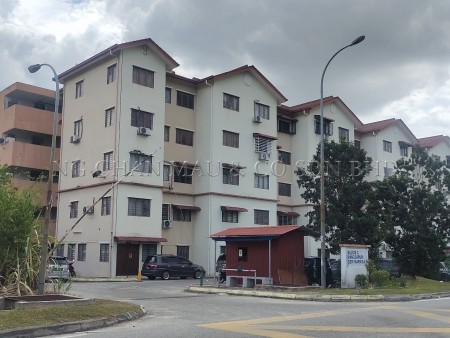 Apartment For Auction at Pangsapuri Seri Markisa