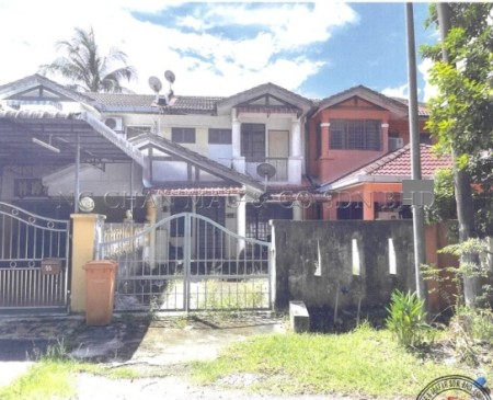 Terrace House For Auction at Bukit Sentosa