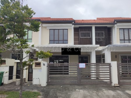 Terrace House For Auction at Alam Sari