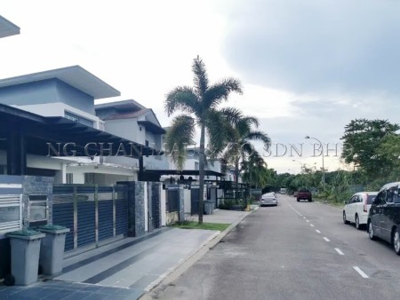 Terrace House For Auction at Taman Pulai Indah