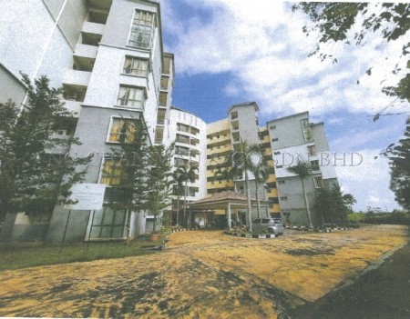 Apartment For Auction at Gold Coast Water City Resort