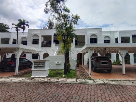 Terrace House For Auction at Country Villas
