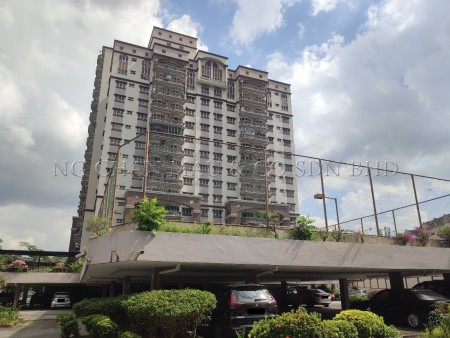 Apartment For Auction at Dwi Mahkota Condominium