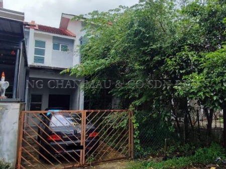Terrace House For Auction at Kok Lanas
