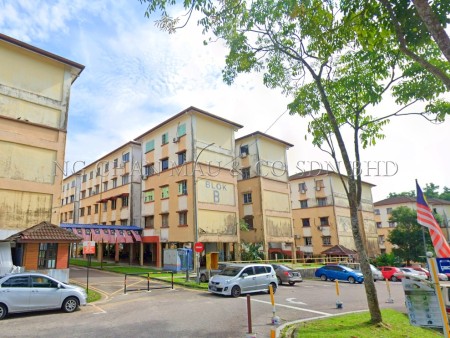 Flat For Auction at Bukit Impian Residence