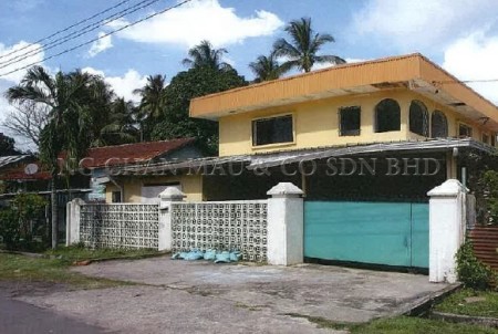 Bungalow House For Auction at Likas