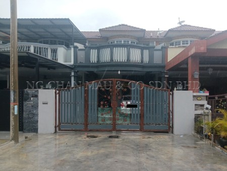 Terrace House For Auction at Taman Cempaka