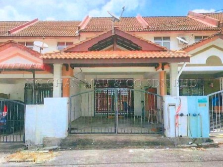 Terrace House For Auction at Taman Seri Mekar