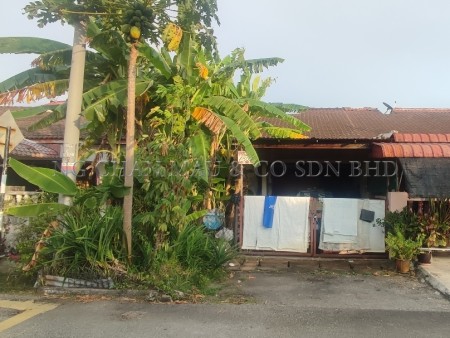 Terrace House For Auction at Seri Manjung