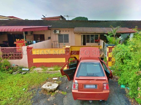 Terrace House For Auction at Taman Shatin