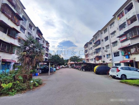 Apartment For Auction at Flat Taman Bukit Mewah