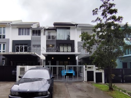 Terrace House For Auction at Subang Impian