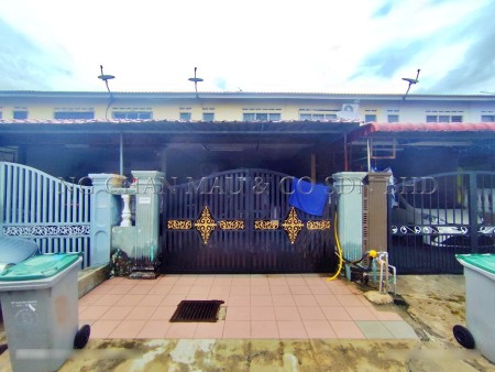 Terrace House For Auction at Kota Masai