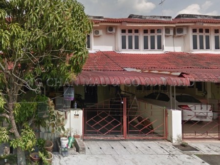 Terrace House For Auction at Taman Kledang Emas