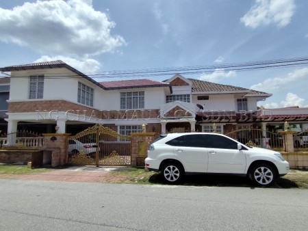 Bungalow House For Auction at Taman Keramat Permai