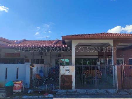 Terrace House For Auction at Taman Pendamar Indah