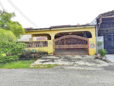 Terrace House For Auction at Taman Melati