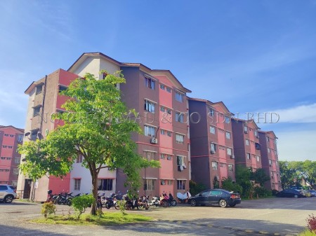 Apartment For Auction at Iris Apartment (Saujana Utama)