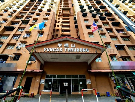 Apartment For Auction at Puncak Terubong