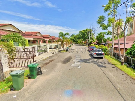 Terrace House For Auction at Taman Pinang Impian