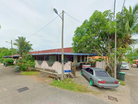 Terrace House For Auction at Taman Kelisa Ria