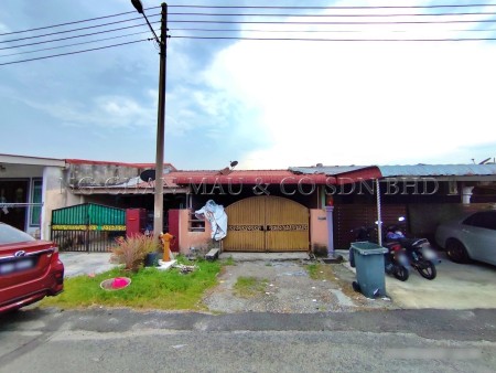 Terrace House For Auction at Taman Pinji Perdana