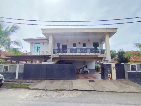 Bungalow House For Auction at Indera Mahkota 10