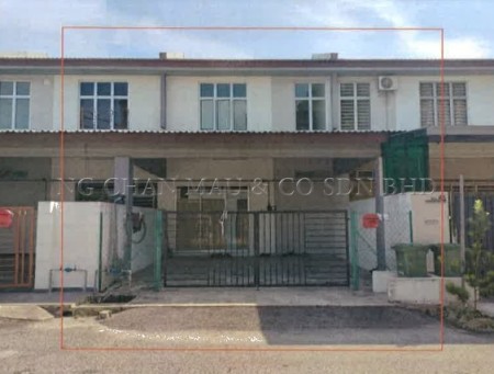 Terrace House For Auction at Indera Mahkota 3