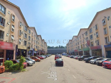 Apartment For Auction at Pusat Komersial