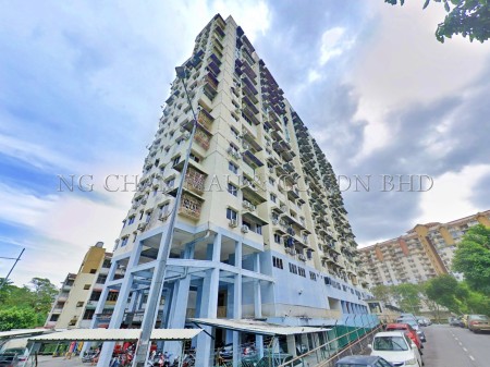 Flat For Auction at Taman Hui Aun