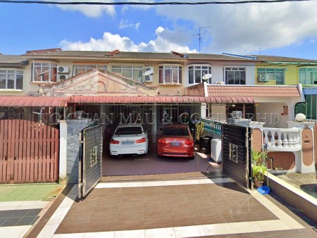 Terrace House for Auction