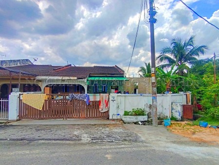 Terrace House For Auction at Taman Megah