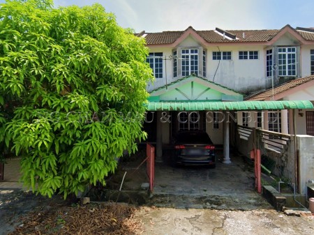 Terrace House For Auction at Mambang Diawan